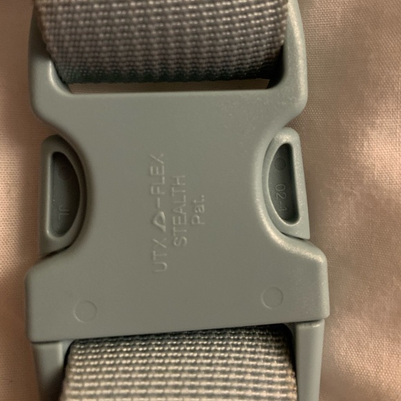 Supreme Waist Bag (Fanny Pack) - Picture 6 of 7